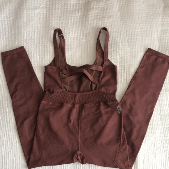Free People Movement Good Karma Onesie Size XS/S Nutmeg Color - Picture 4 of 13